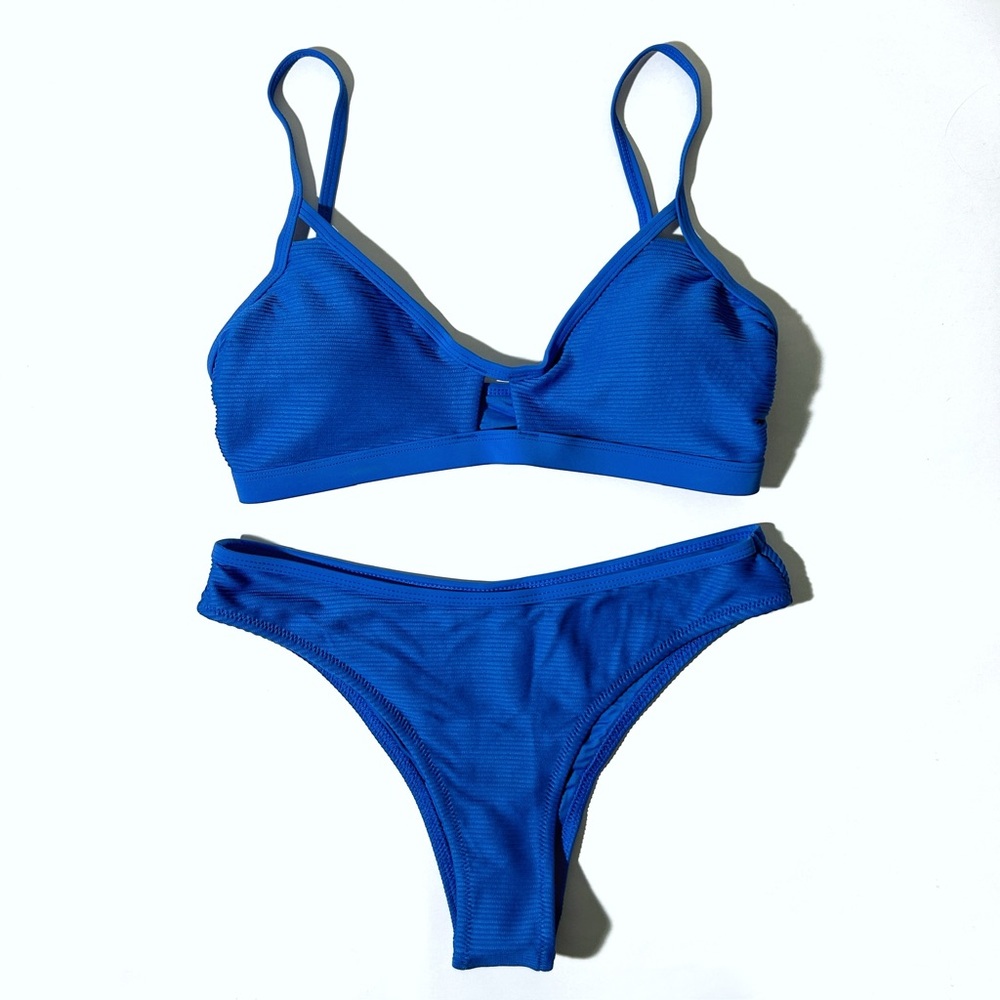 Cupshe Kathryn Blue Hollow Out bikini set